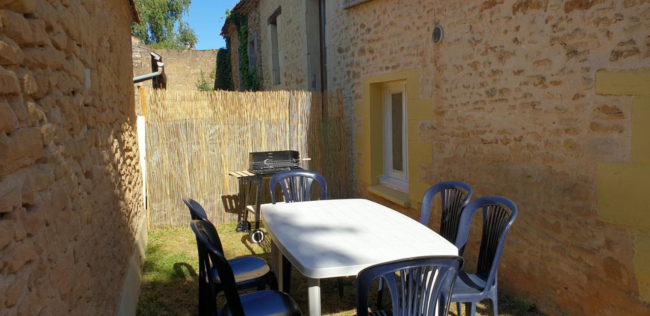 Petite Maison En Pierre Au Coeur Du Perigord Noir Proche De Sarlat Et Rocamadour Salignac Eyvigues Екстериор снимка